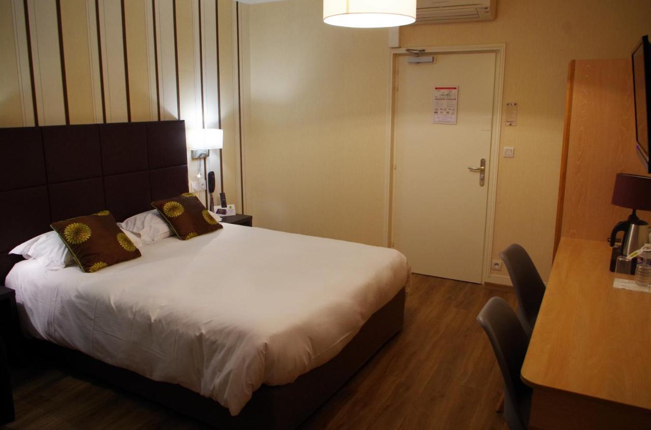 Logis Hotel Les Platanes Reyssouze 외부 사진