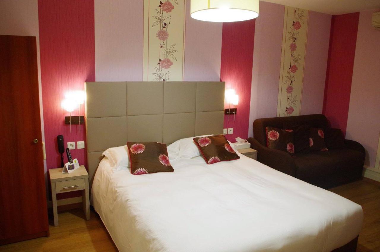 Logis Hotel Les Platanes Reyssouze 외부 사진